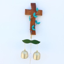 현관 문종 소나무 십자가 - 녹색 넝쿨